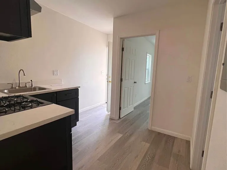 1720-1722 46th Ave #22 — Photo 7