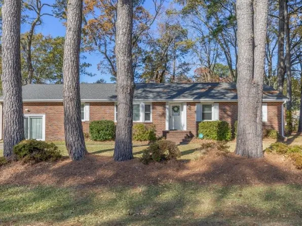 4232 Valencia Rd, Chesapeake, VA 23321