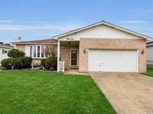 34 S Transit Hill Dr, Depew, NY 14043