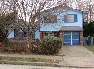 1112 Hedgerow Ln, Philadelphia, PA