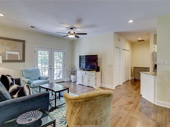 5th image of 72 Ashton Cove Dr