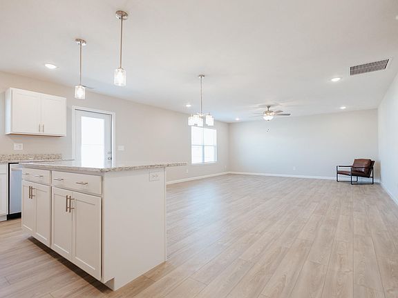 4th image of 1538 Eli Dr