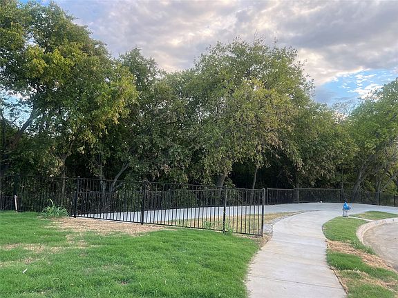 2nd image of 15017 Sagasta Ct