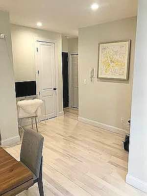 5th image of 112 E 40th St #6A