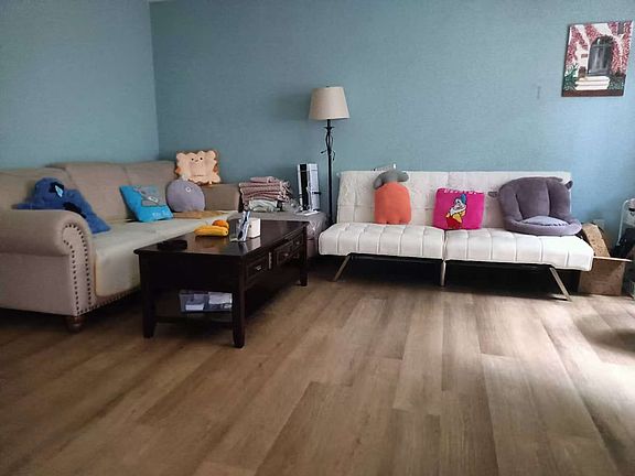 5th image of 10045 NE 138th Pl #63