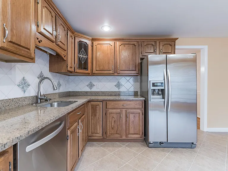 6031 Clerkenwell Ct — Photo 7