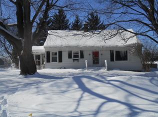 985 Jackson Rd, Webster, NY 14580