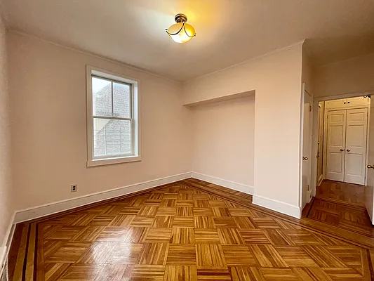 Rented by Compass | media 9