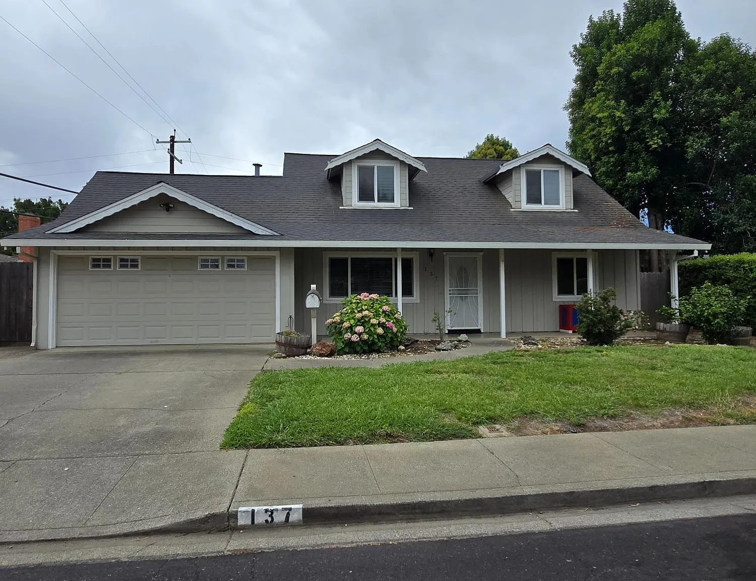 4 bed, 1769 sqft, $3,000 — Photo 1