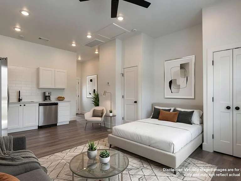 12th Street Townhomes — Photo 3