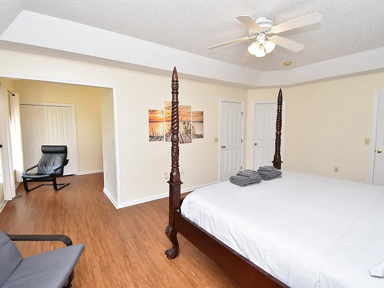 2570 Country Club Dr — Photo 35