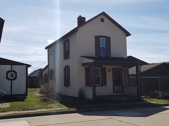 2nd image of 819 Federal St