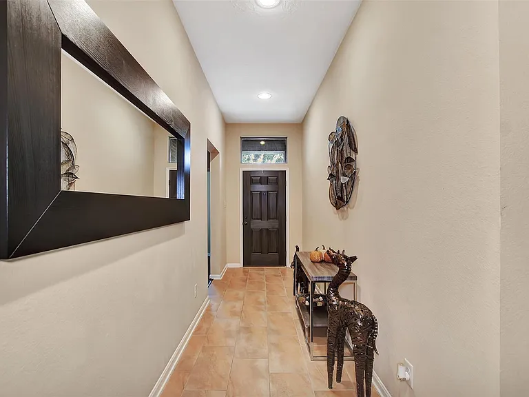 9706 Lockhart Reach Ln — Photo 3