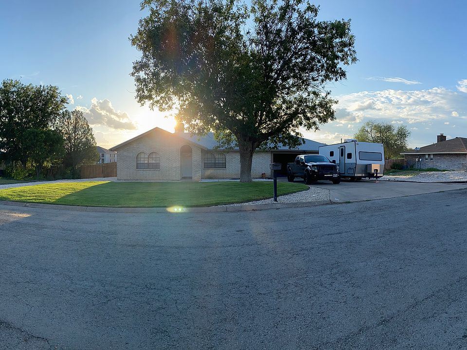 Front of the house (street view)