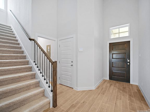2nd image of 3017 Werra Ln