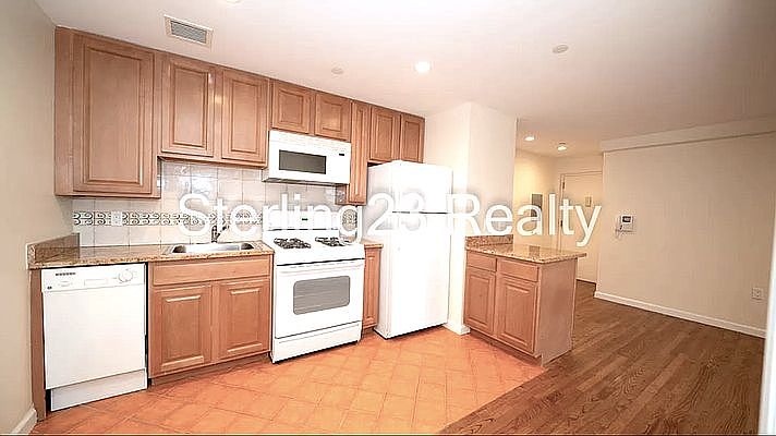 1st image of 28-25 Astoria Blvd S #5A