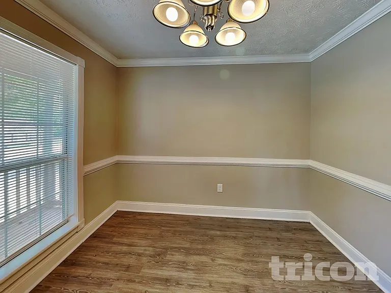 3520 Willow Tree Cir — Photo 6