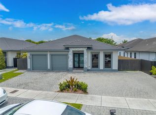 14832 SW 39th Ter, Miami, FL 33185