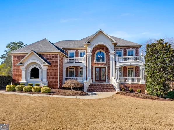 961 Fire Thorn Dr, Hampton, GA 30228