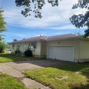 2246 Utica Ave, Lorain, OH, 44052