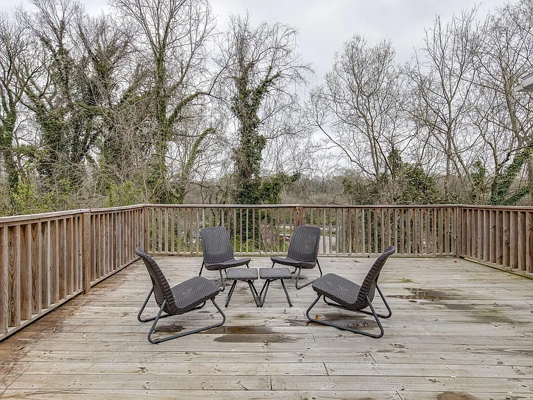 22 Peachtree St — Photo 12