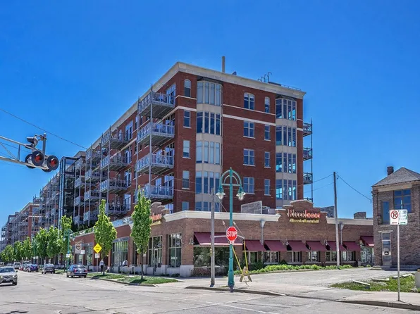 541 E Erie St Unit 604-2, Milwaukee, WI 53202
