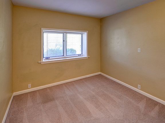 4th image of 50 S Lashley Ln