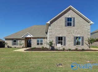 17226 Stonegate Dr, Athens, AL 35613