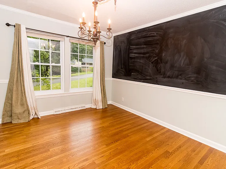 917 Brynwood Dr — Photo 10