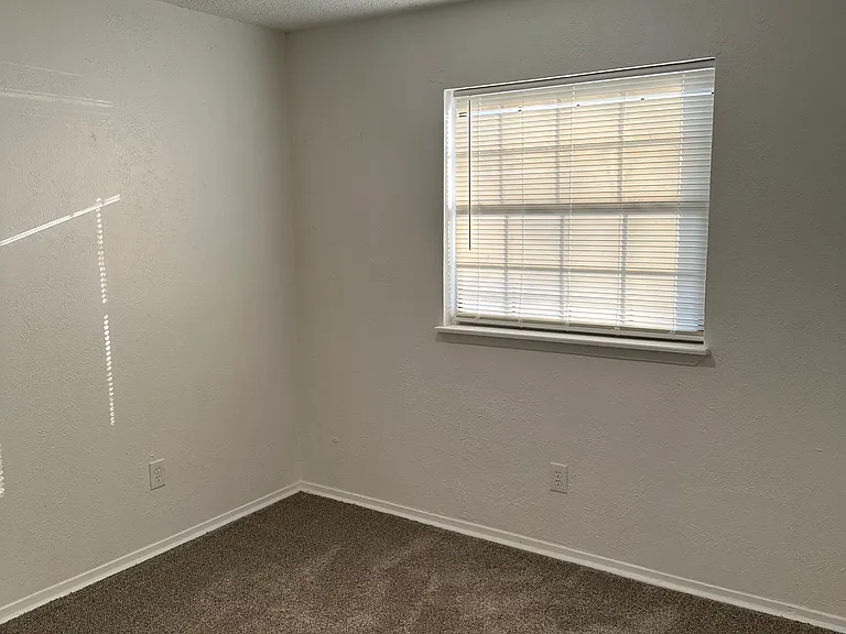 1805 Marquita St #B — Photo 7