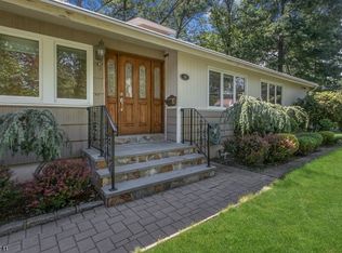 10 Willow Way, Parsippany, NJ 07054