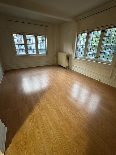 2218 N Summit Ave #101 Photo 1