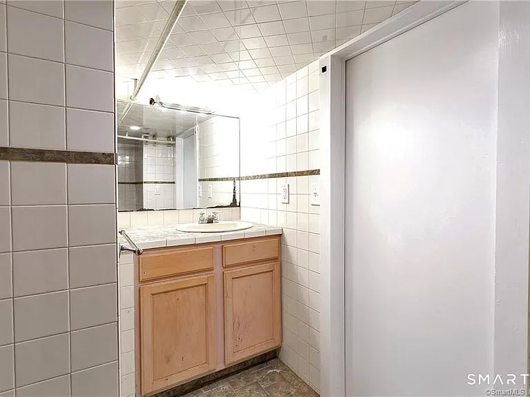68 Leonard St — Photo 26