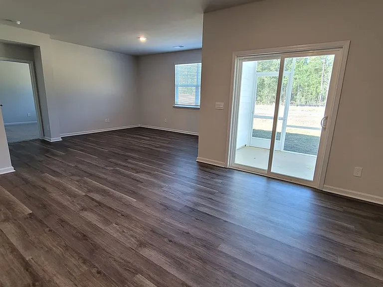 7136 Foxhollow Ln — Photo 7