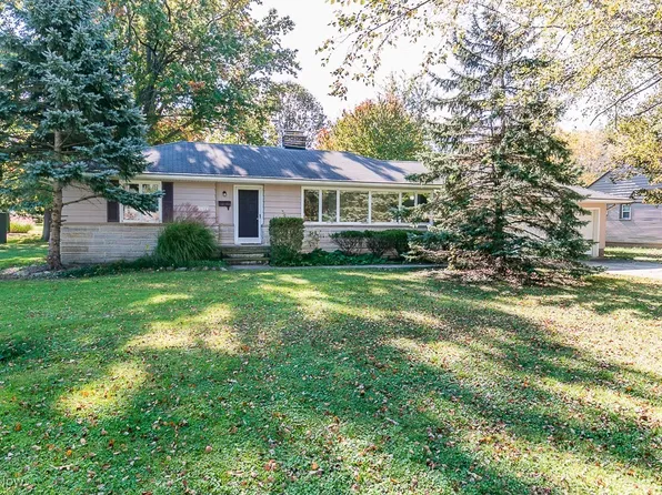 37518 Harlow Dr, Willoughby, OH 44094