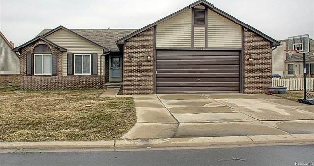 1st image of 46699 Briarcliff Dr