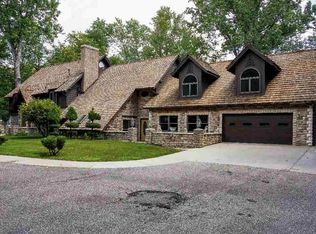 670 Aspen Ct, Mount Pleasant, MI 48858