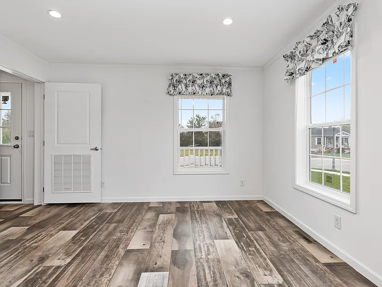 Pine Manor — Photo 19