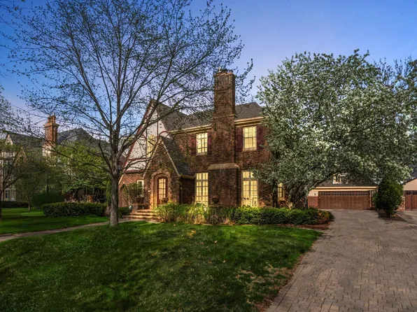 4611 Wooddale Ave, Edina, MN 55424