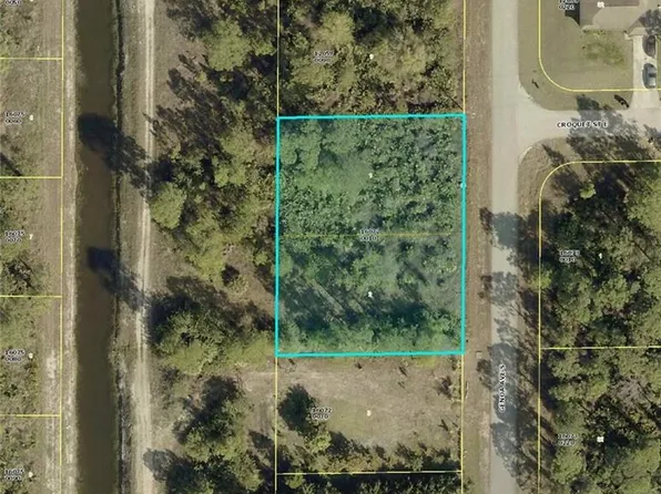446 Genoa AVE S, LEHIGH ACRES, FL 33974