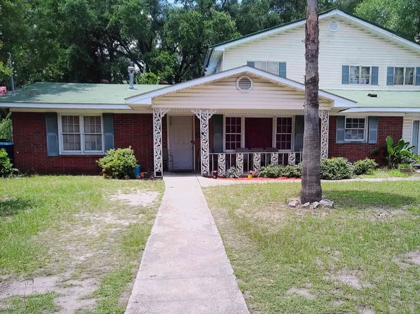 2223 Pinewood Dr, Brunswick, GA 31520
