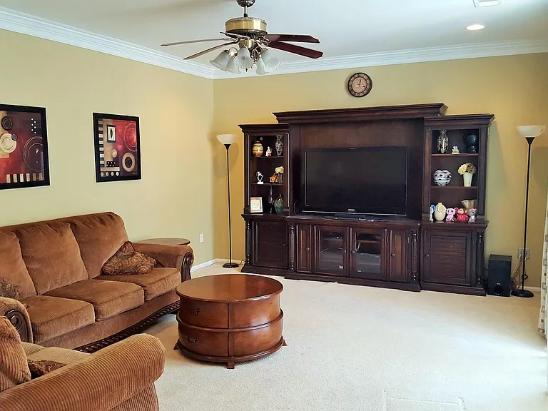 43221 Whisperwood Ter — Photo 4