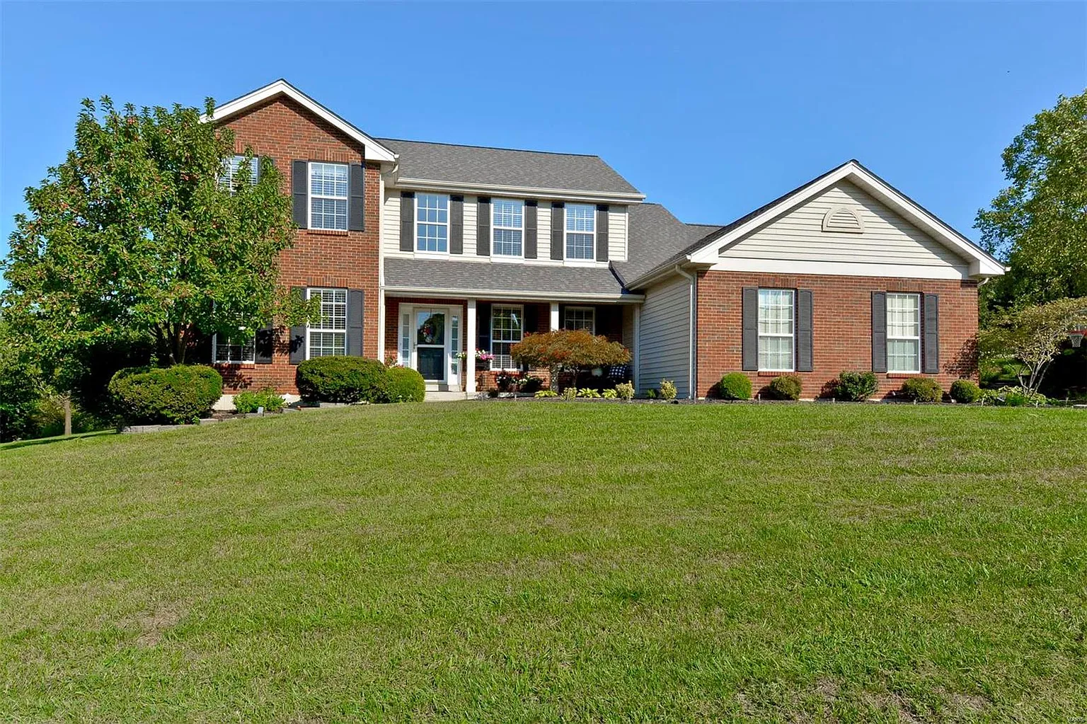 5578 Hennsley Cir photo 1