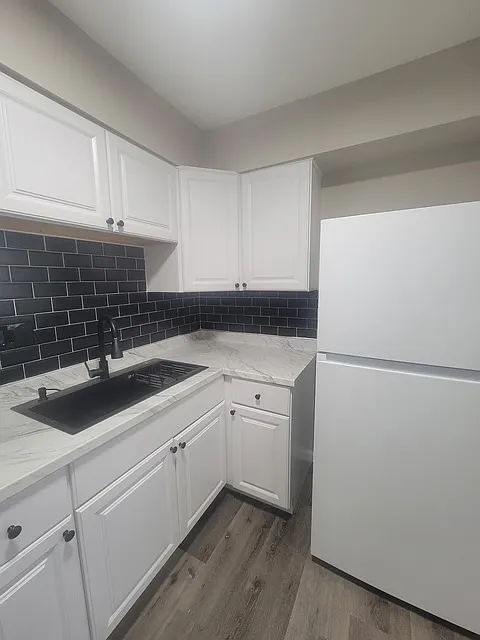 2 bed, $1,600 — Photo 2
