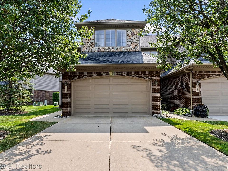 1st image of 47630 Lorie Ln #9