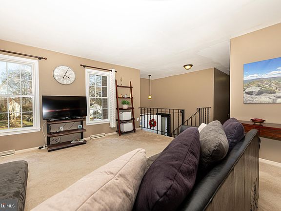 5th image of 5304 New Church Ct