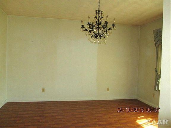 2nd image of 5103 Claus Cir