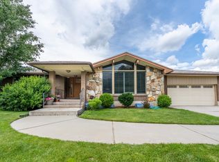 6156 S Rodeo Ln, Murray, UT 84121