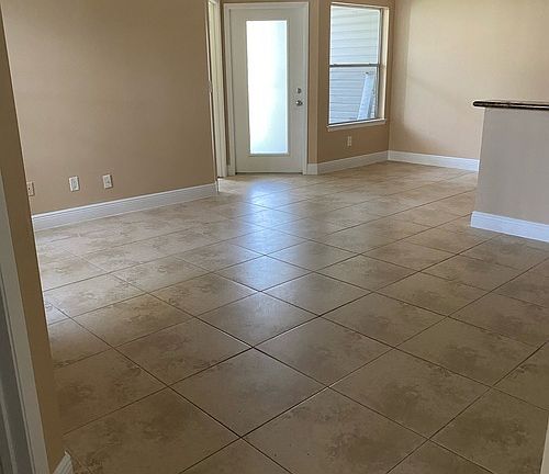 4th image of 2597 Grassy Point Dr Unit 107