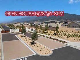 16659 Crocus Ln, Fontana, CA